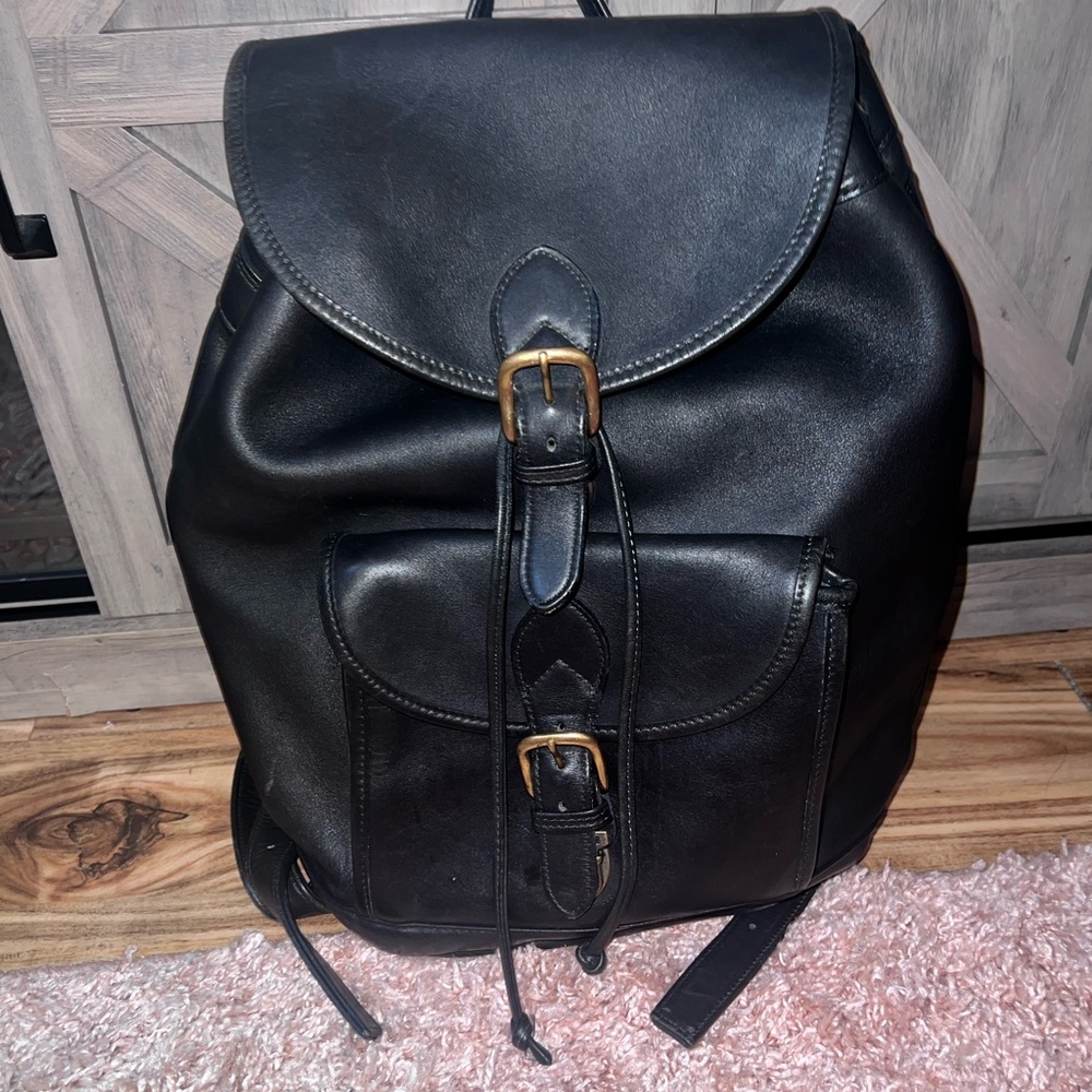 Aston Black Leather Large Drawstring Backpack Cla… - image 2
